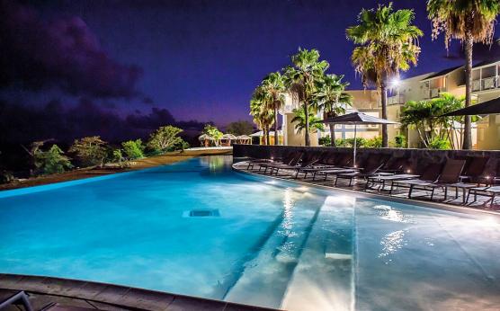 Hôtel Karibea Resort Martinique piscine.jpg